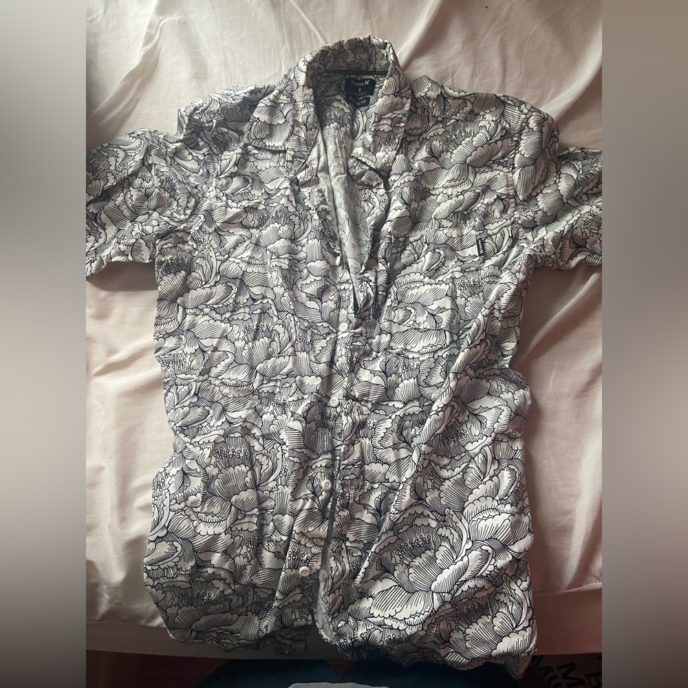 Hurley Button Down Shirt M